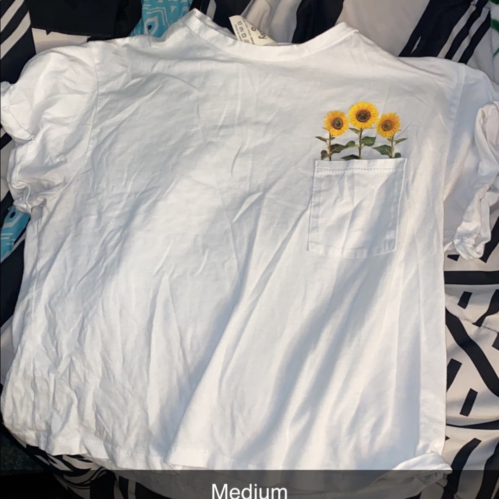 Cute flower crop top